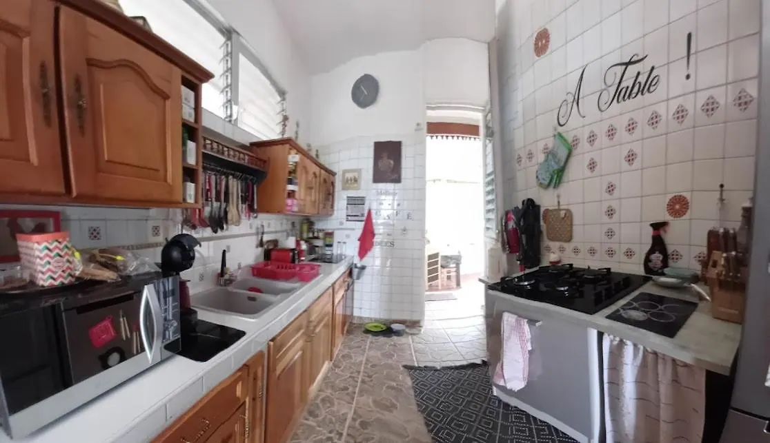 Chez Marino Et Charlie Chambre D'Hotes Chez L'Habitant Pour 2 A Petit Prix Le Lamentin Martinique